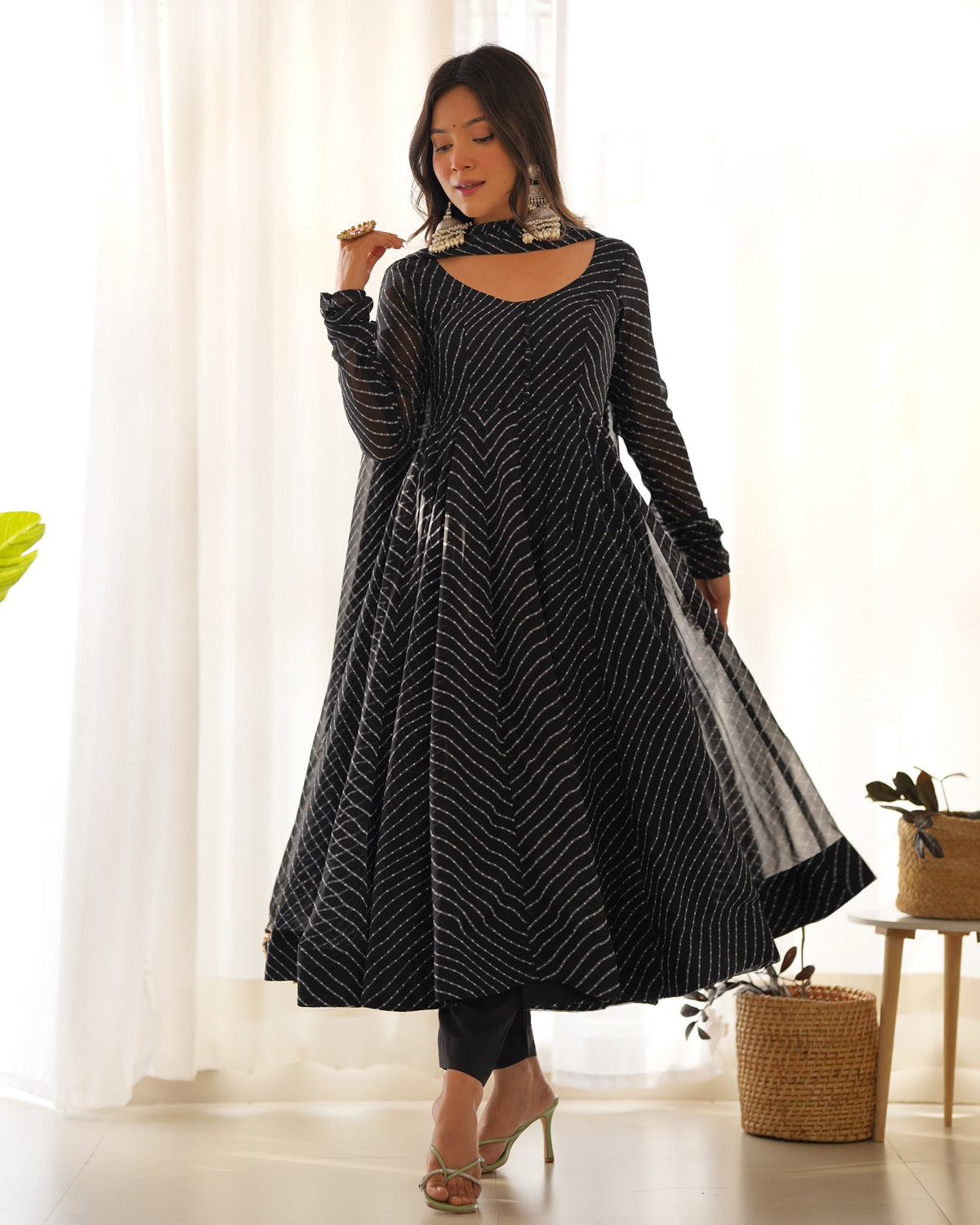 Lorenvalley Fashion Women Pure Soft Faux Georgette Laheriya Print Fully Flair Anarkali Kurta Pant With Dupatta Set - Black