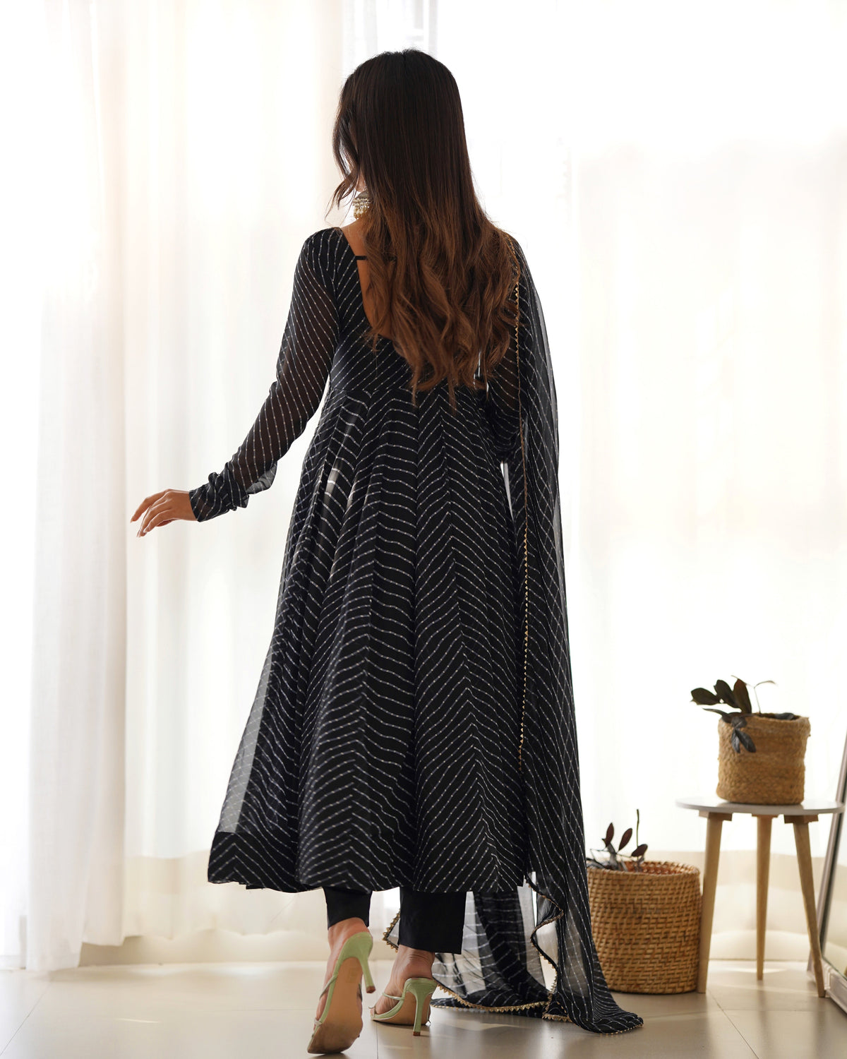 Lorenvalley Fashion Women Pure Soft Faux Georgette Laheriya Print Fully Flair Anarkali Kurta Pant With Dupatta Set - Black