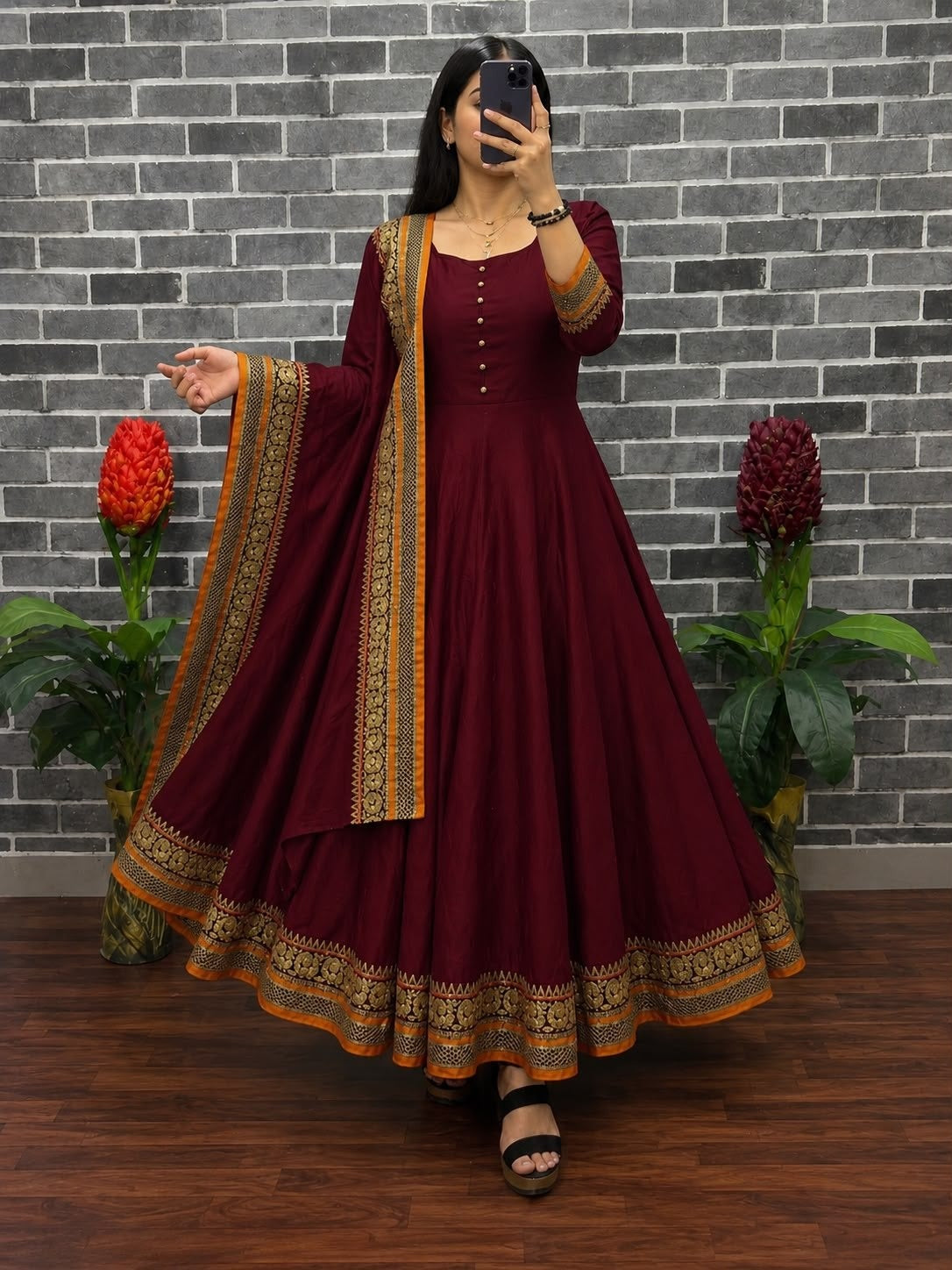 PRESENTING  ANARKALI GOWN DUPATTA - VK0027