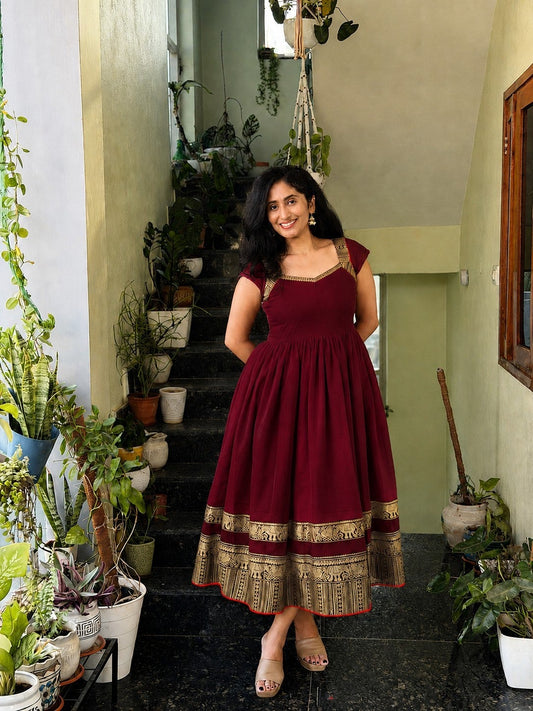 GOWN FABRICHAVEY VICHITR SILK WITH JACQUARD SILK LESS -VK0025