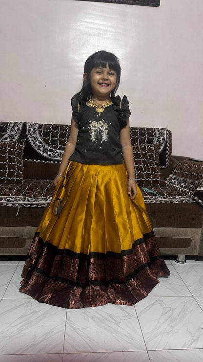 NEW LAUNCING FESTIVAL SEASON KIDS LEHENGA CHOLI - VBK0013